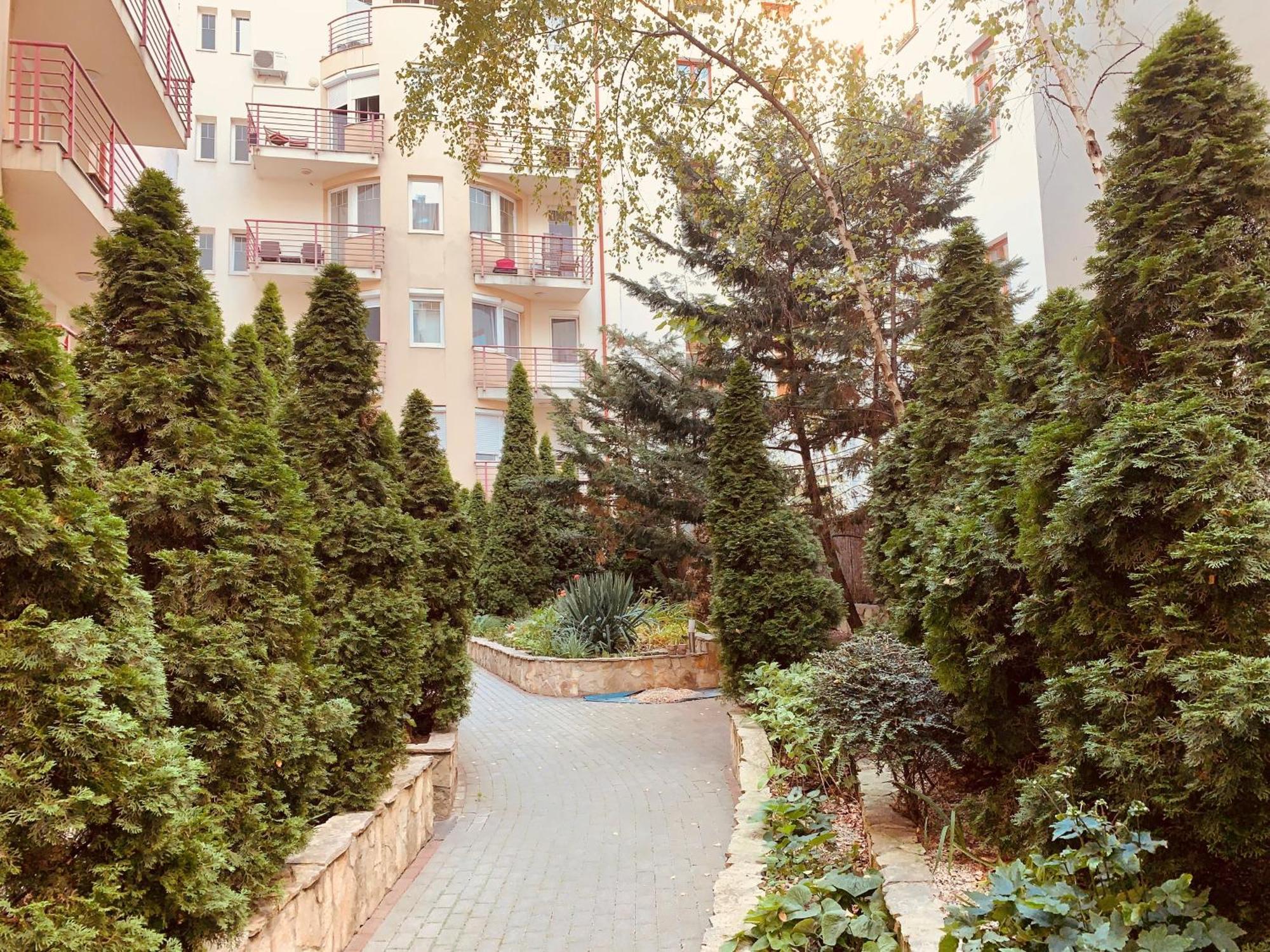 Peony Kaldy Apartman Free Garage Under The House Budapest Exterior photo
